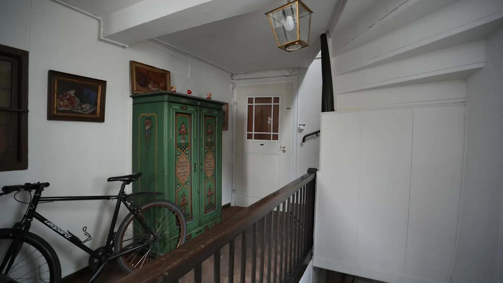 Cozy City Center, 4 Bedroom- 120Sq, 5Min Walk To Main Station Basel Switzerland