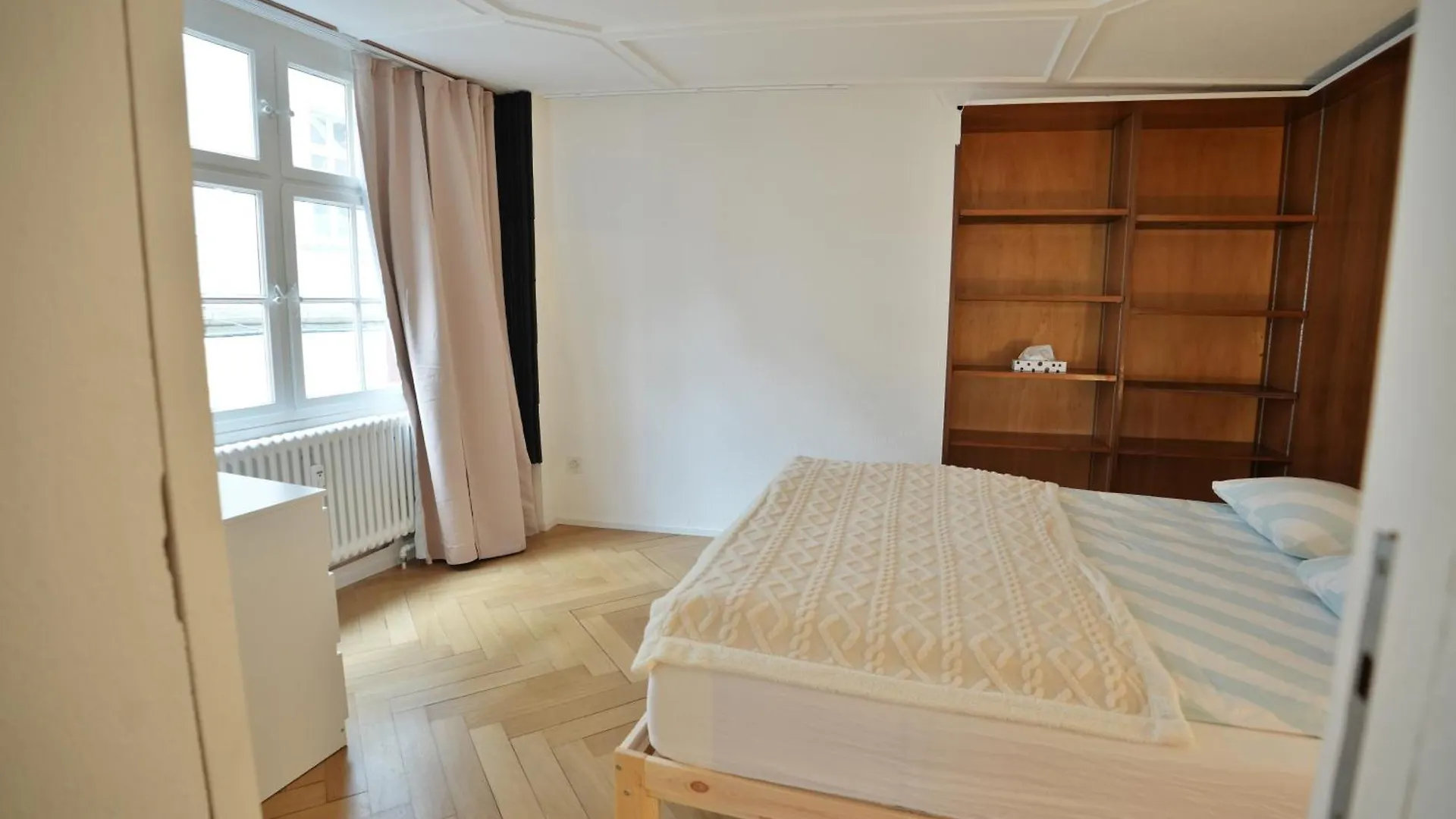 Cozy City Center, 4 Bedroom- 120Sq, 5Min Walk To Main Station Basel